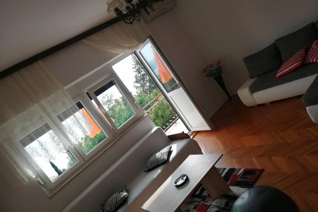 Spacious 2-Room Apartment With Beautiful Sea View Crikvenica Buitenkant foto
