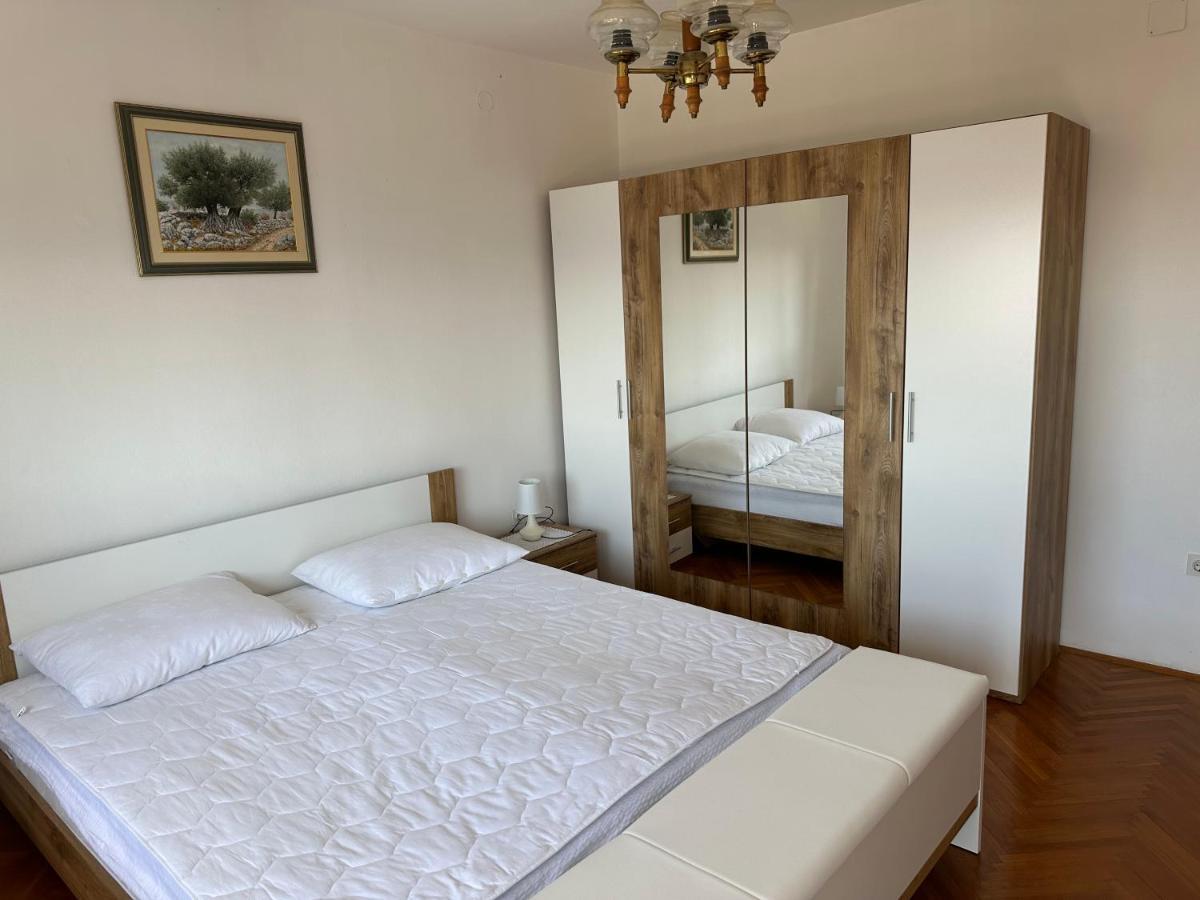 Spacious 2-Room Apartment With Beautiful Sea View Crikvenica Buitenkant foto